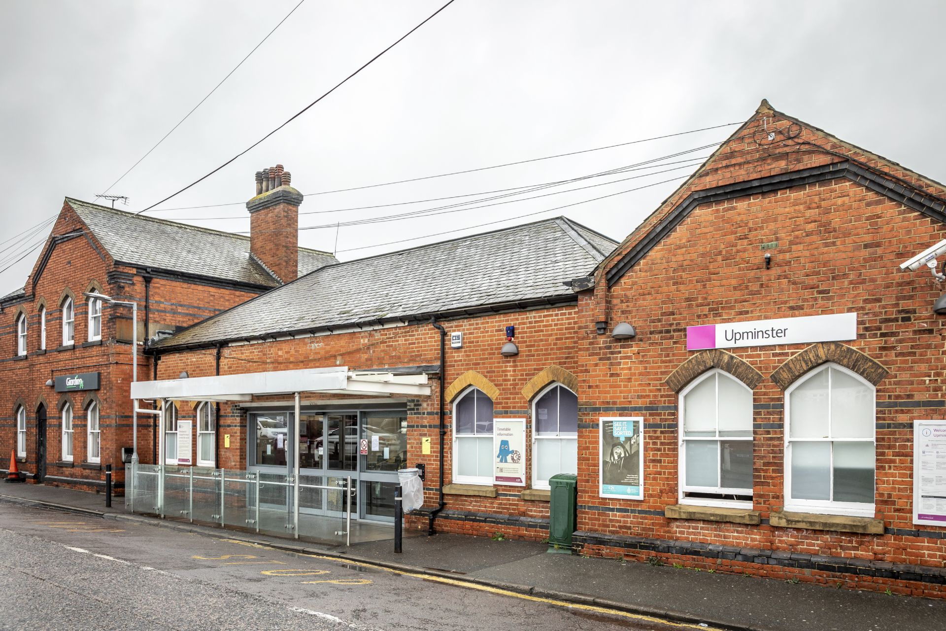  66cf3f1aa8f91 66cf3f1aa8f93394 Created 2024 03 12 London Station Upminster Upminster (station).jpg