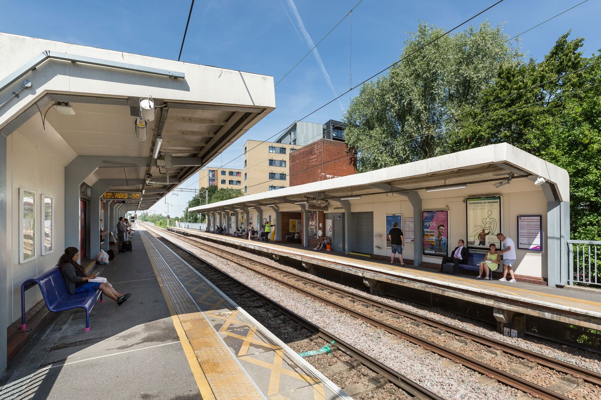  66cf403aaf19d 66cf403aaf19f937 Basildon Basildon (station) Essex Station.jpg