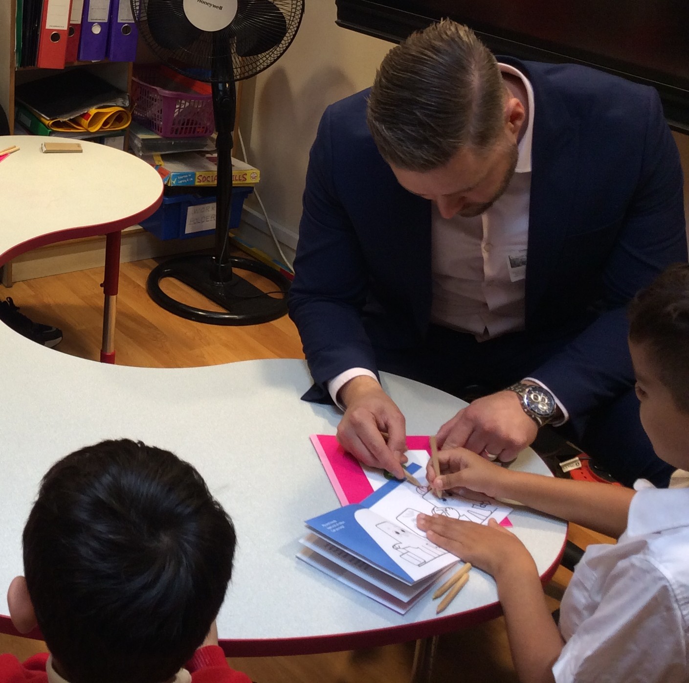  685429a7d2744 685429a7d2745benokay.jpg