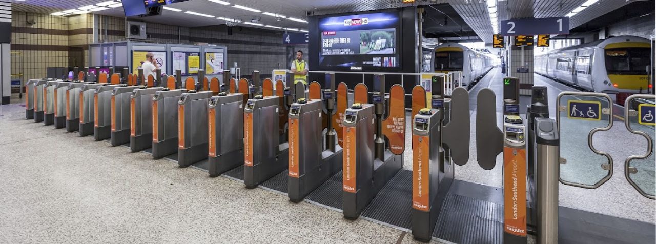 Empty Fenchurch Street Station